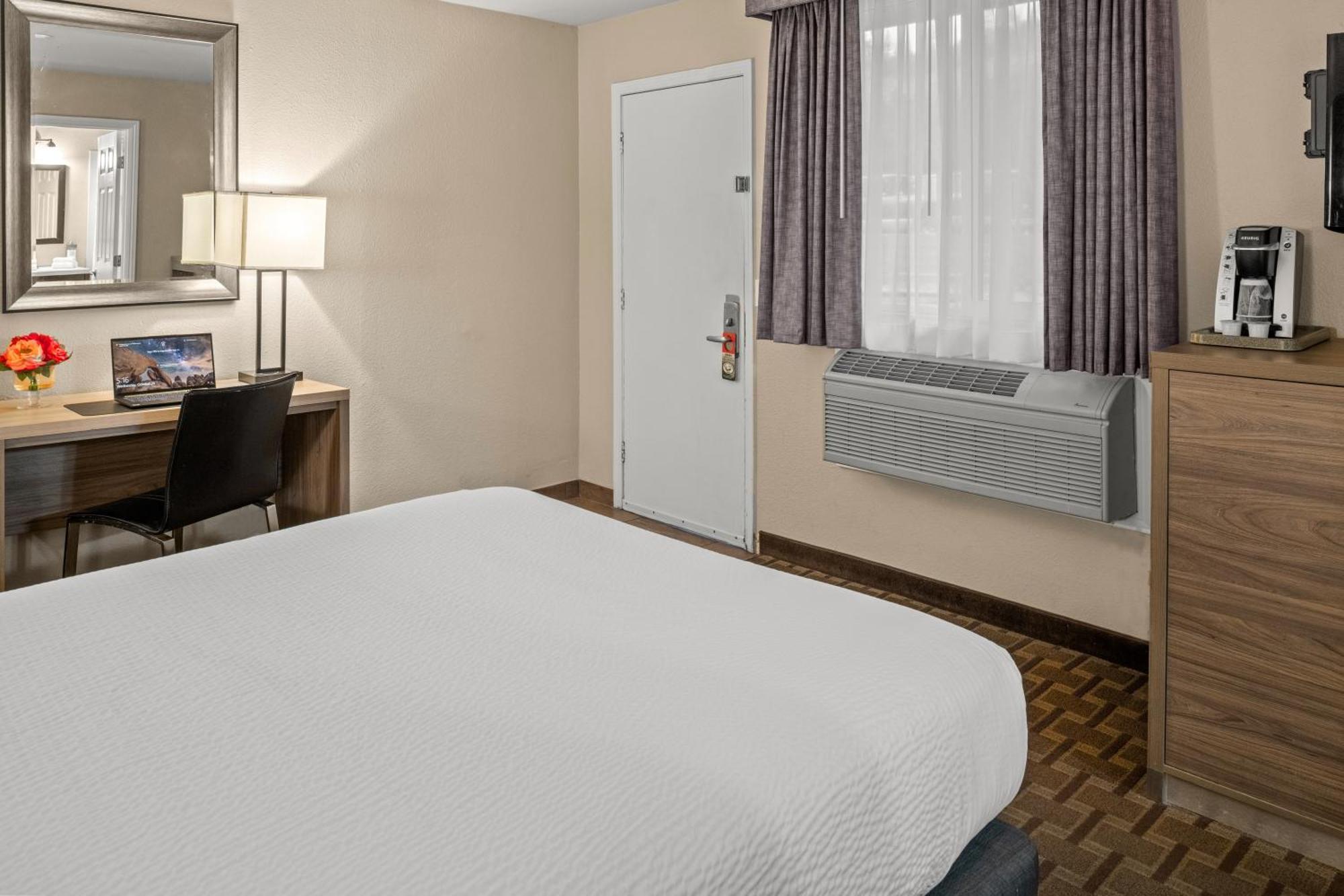 גרובלנד Buck Meadows Lodge מראה חיצוני תמונה